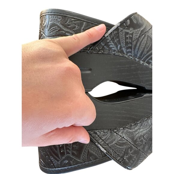 Dansko Leather Clogs Womens 36 5.5 Floral Black Platform Slip-On Office Nurse - Picture 12 of 13